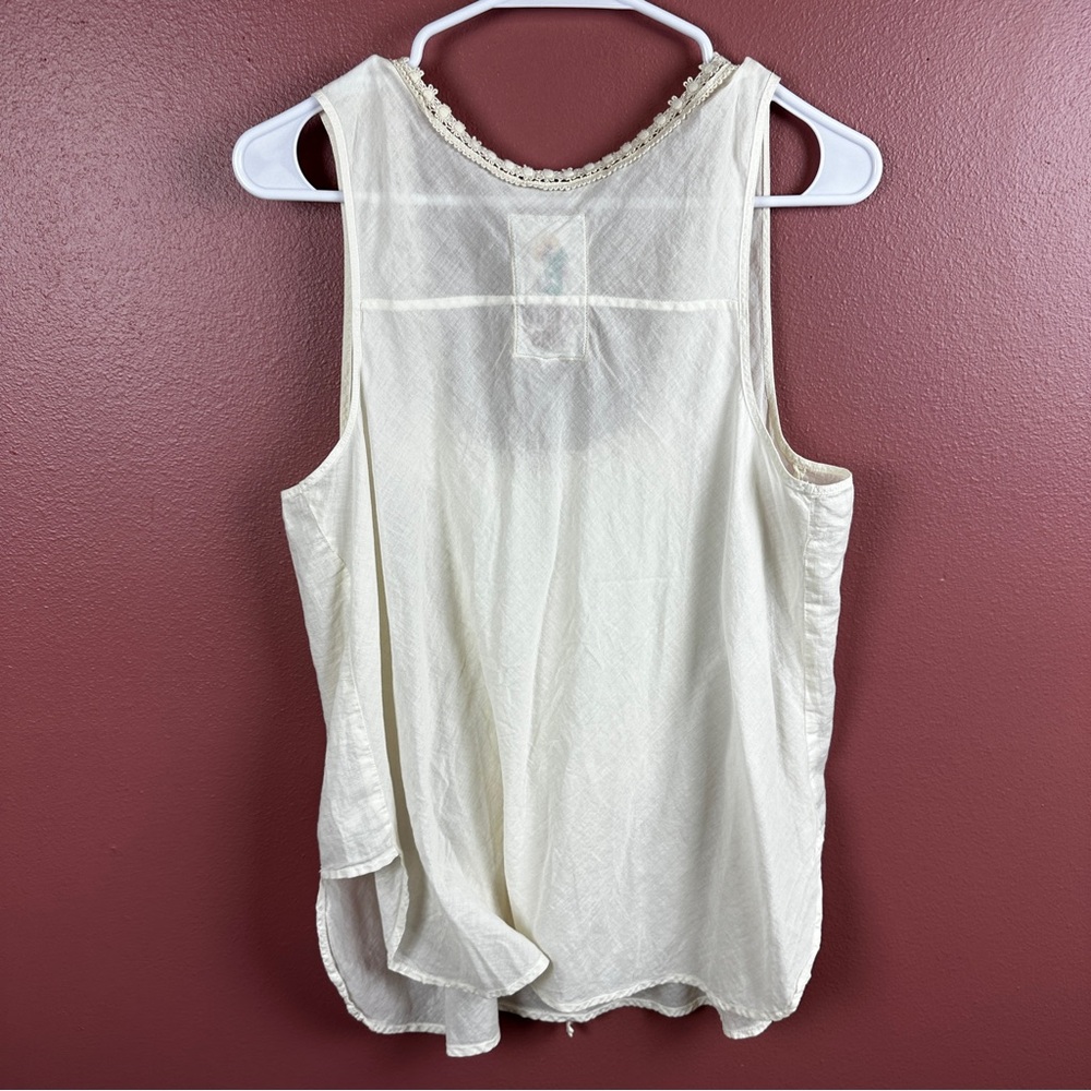 Johnny Was 100% cotton tank top with lace bib detail size medium - Picture 5 of 5